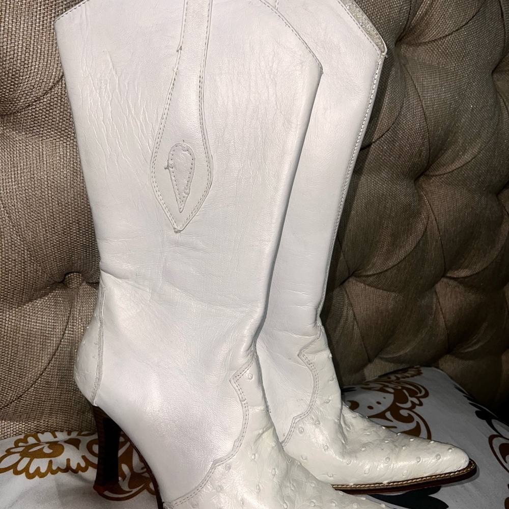 Elegant White Leather Women's Cowboy Boots